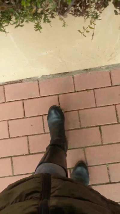 Crushed under my boots! 😊