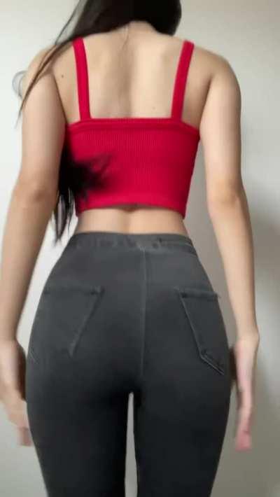 A little tour of my petite Chinese body. Perfect for grabbing onto while you fuck me