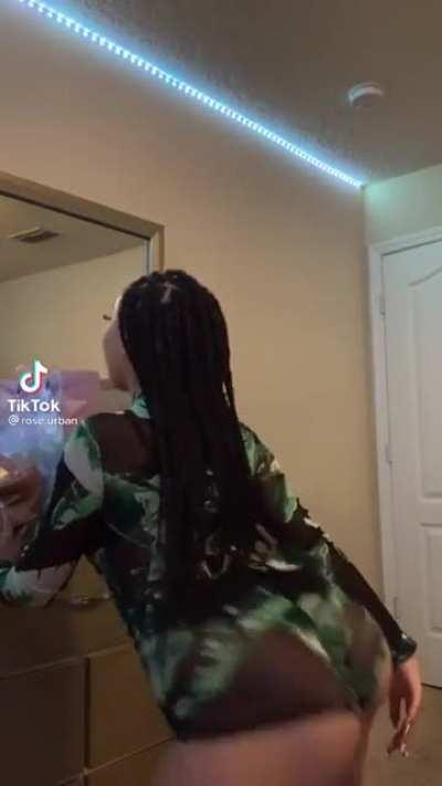 Roseurban - Video #0884