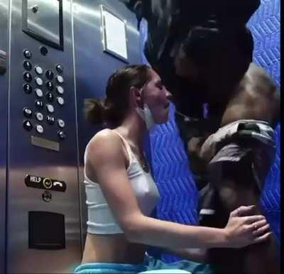 She was almost caught by her boyfriend while sucking BBC in elevator