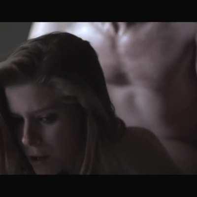 [Ass] Kate Mara in 'House of Cards' (2013)