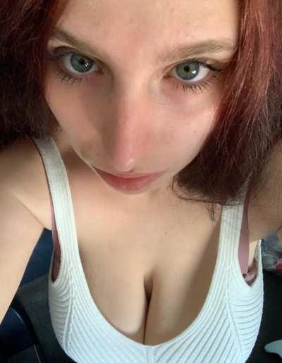 having big boobs is nice, I figured sharing is caring... I hope you like them :) daddy