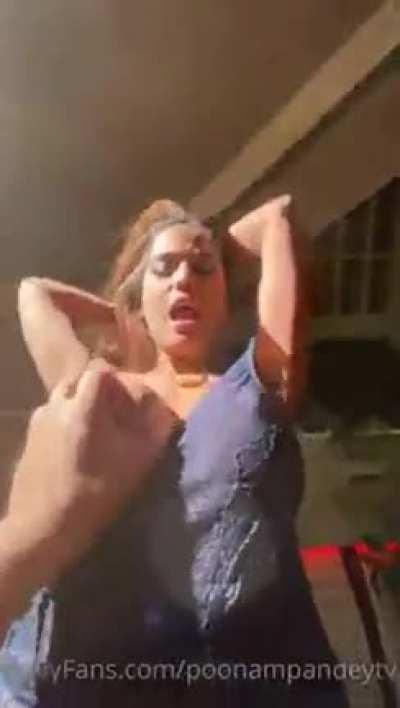 Poonam Pandey 💣🔥