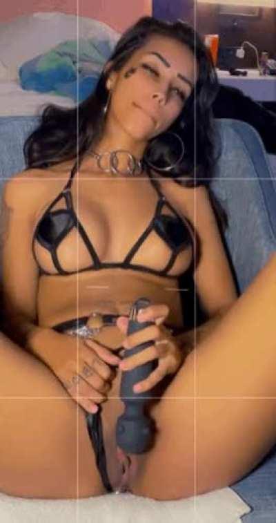 Literally addicted to My Vibrator 😩