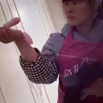 Mother found daughter’s stash, watch (and hear) both of them die inside.