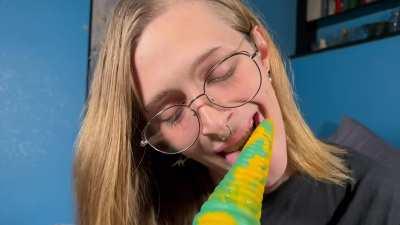 New video is live on pornhub!