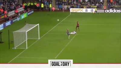 Goal of the Day: Welbeck v Swansea