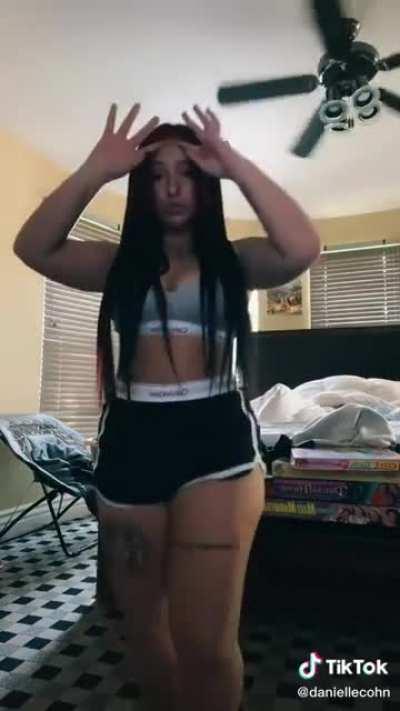 White Teen Twerk Tease *Read Description*