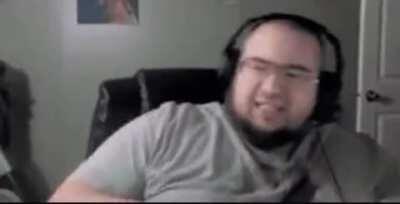 Thor preparing to fight Kratos in God Of War: Ragnarok