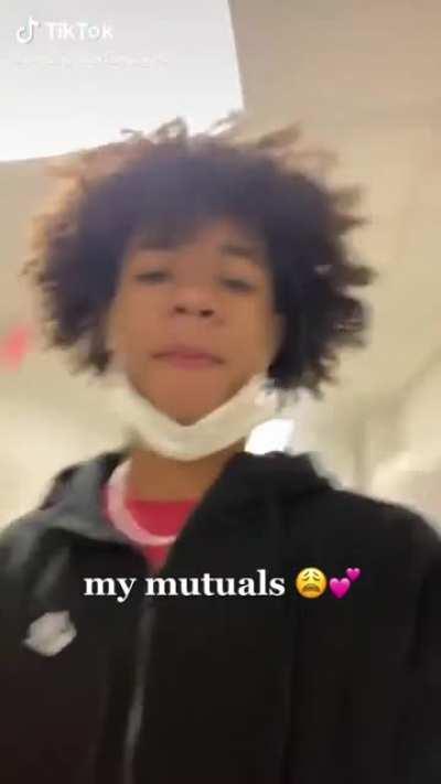 Beautiful👸🏼& Her Type Are Black Guys