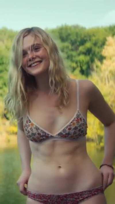 Elle Fanning