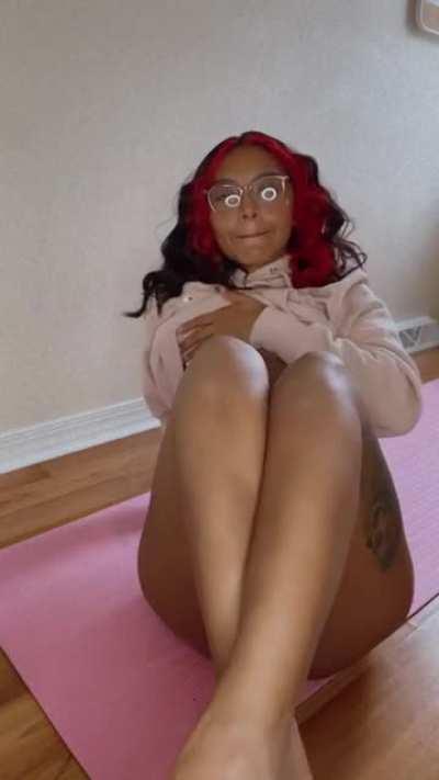 Tiny but curvy latina