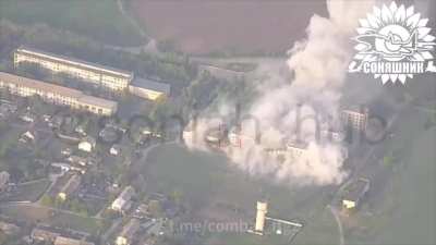 AASM “Hammer” strike on on a building occupied by Russian forces in the Korobky village in the Kherson region