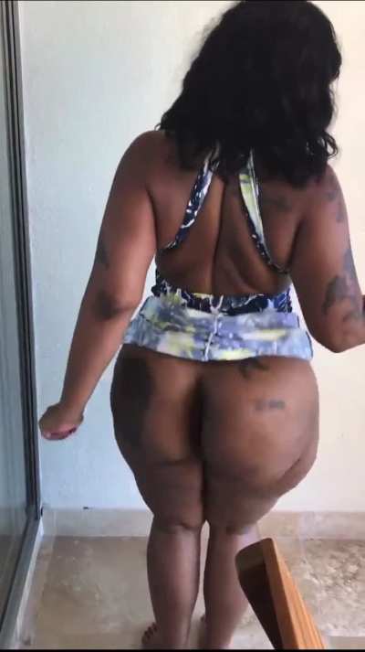 Cherokee D legendary Ass🍑