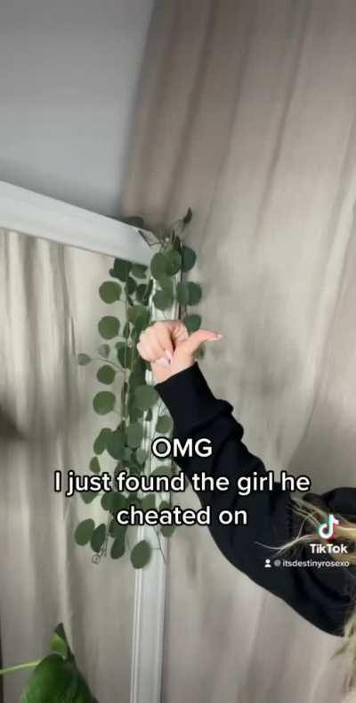 Oh no, she's pretty :D