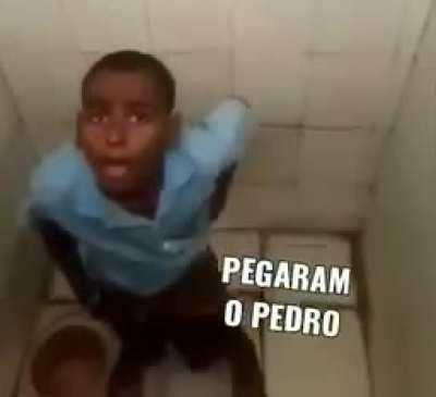 Tinha q ser um pedro 😡😡😡😡😡😡