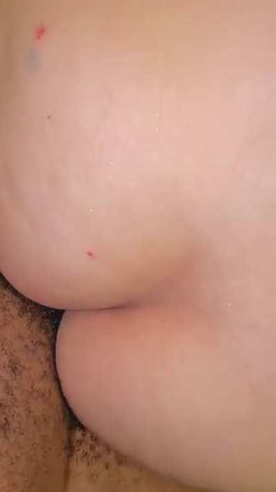 She rode that dick like a soldier 👩🏼‍✈️