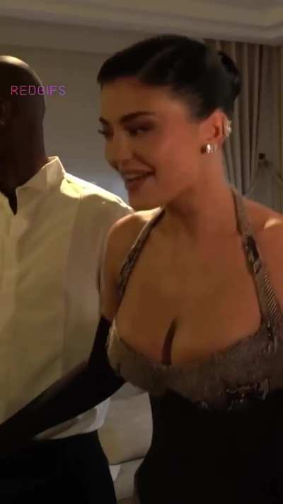 Getting ready for 2025 Meta Gala | IG May 2025