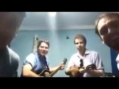 Mano imagina se o Souzones clicava aqui kkk