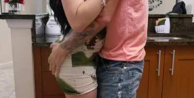 Kitty Caprice gets felt up