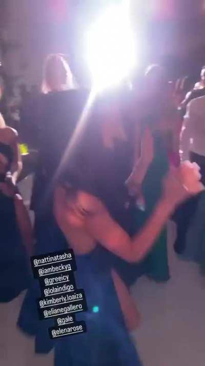 Becky g twerking at lelepons wedding