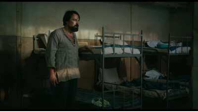 Rroditor usrist nu recunoaste ca o ia la gem si o intoarce ca la Braila