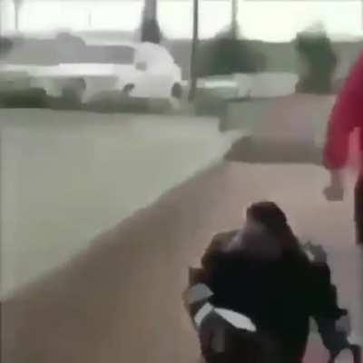 Coelho no vídeo que postou hoje