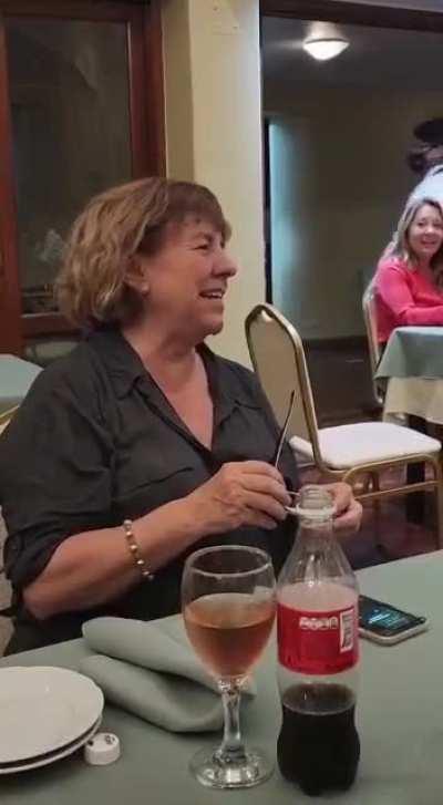 Todos tenemos una tia macrista como esta