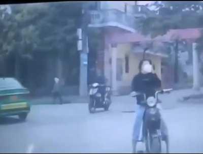 HMC while i drink on bike