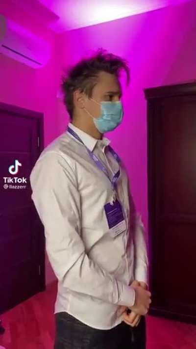 Any other event guard get distracted sometimes?