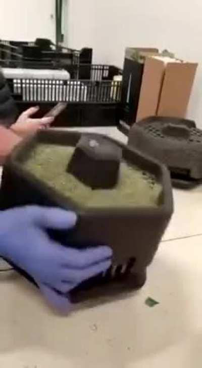 I don't smoke weed...but that thing is dope.