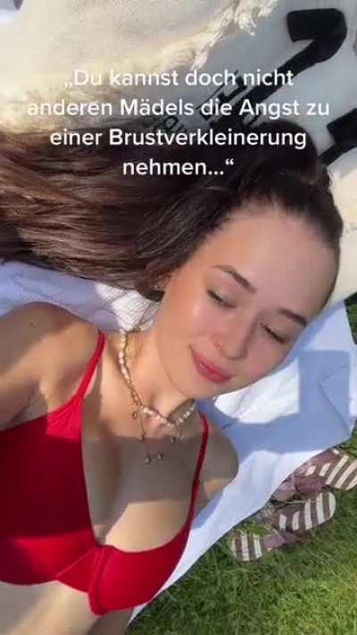 Tiktok im Bikini 😍