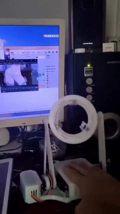 So it tracks the movement every mans dream (heil spez)