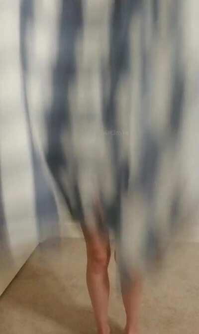 Look how fast I can get naked for you!