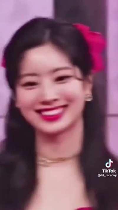 I think I just fell in love nine times and more with dahyun 🤣🫶🏻❤️