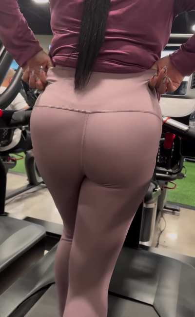 At the gym vtl