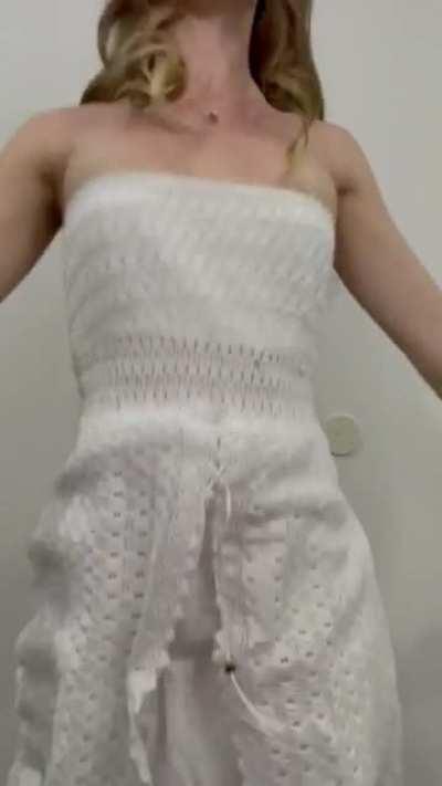 Can I pretty please be your pick of internet slut tonight? I want you to dedicate your load to me