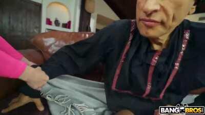 NO LE CABE LA VERGA EN EL CULO🍑😏😏COMPLETO EN COMENTARIOS 👇🏻🍑