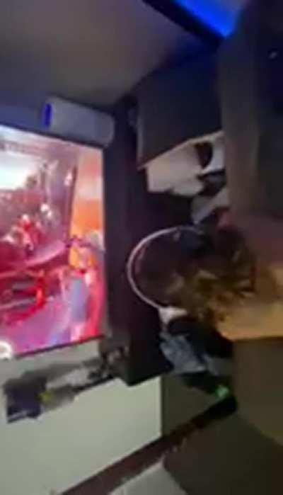 It’s so hard to pick between cock & PS5 😏