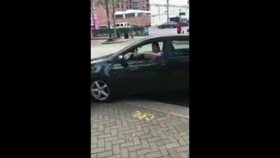 Driver tries to steal a Trump flag .. crashed into lamp post instead