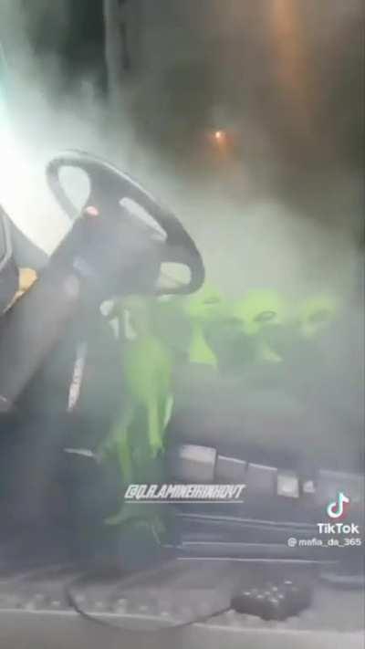 Carga ate o espaço 🚛🚬#quintouéuzguri