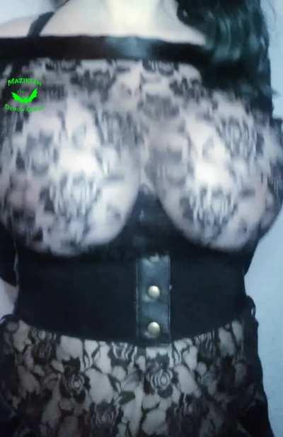 Titties out, little tummy showin'