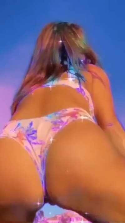 Chanel making it clap