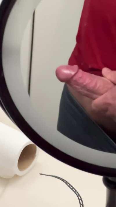 Starting to film some cumshots