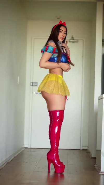 Not the Snow White you're used to