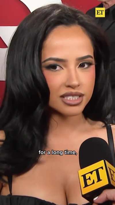 Entertainment Tonight (TikTok) (HQ) (edited out guy)