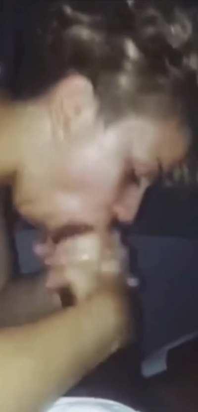 Snowbunny doing the Gluck Gluck 3000