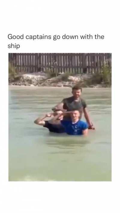 ThReE cApTaInS dRoWn tO dEaTh In FrEeZiNg WaTeR