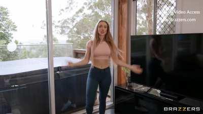 Anal Fisting Missing Keys - Scarlet Chase