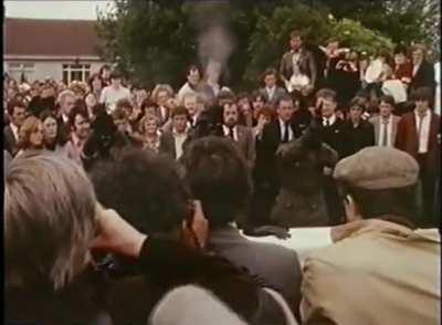 Final salute for Óglach Thomas McElwee from Bellaghy, who died on Hunger Strike, 1981. Bellaghy and South Derry has produced many Revolutionary Republican Socialists like Thomas McElwee, his cousin Francis Hughes and Dominic McGlinchey.
